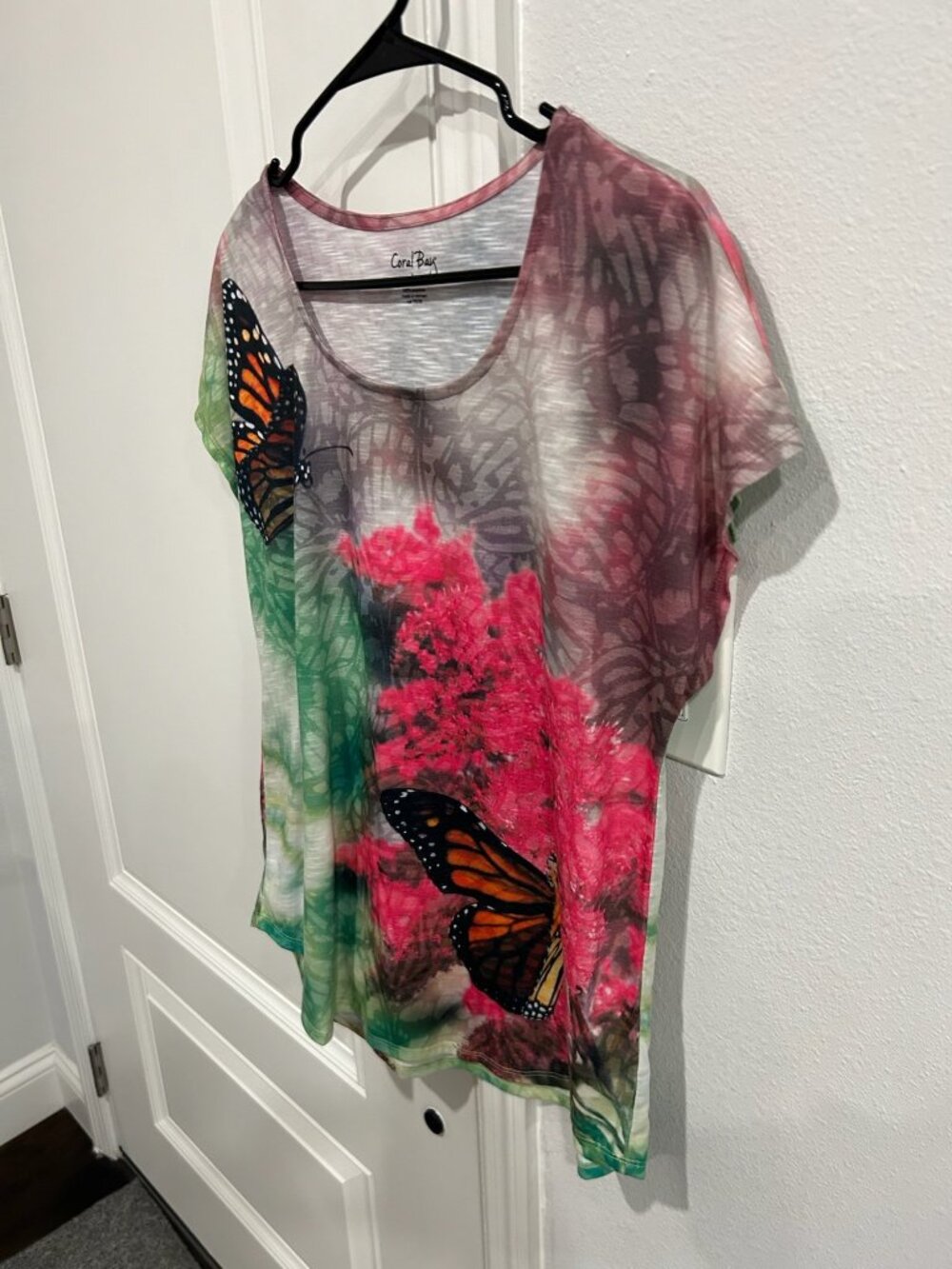 Coral Bay Butterfly Print Short Sleeve Top Size Large Spring Summer Aesthetic - Picture 3 of 10